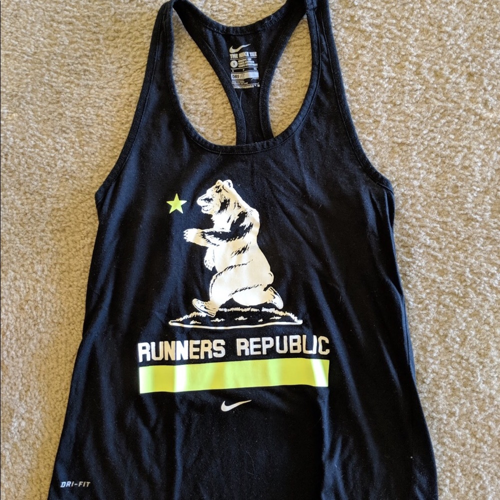 Nike workout tank